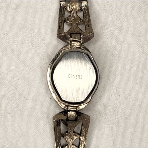 Vintage marcasite bracelet watch - Picture 6 of 7